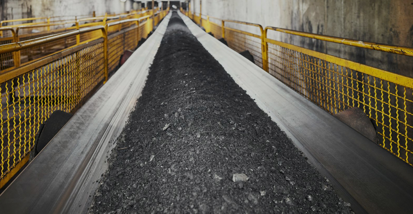 Durable ash handling system