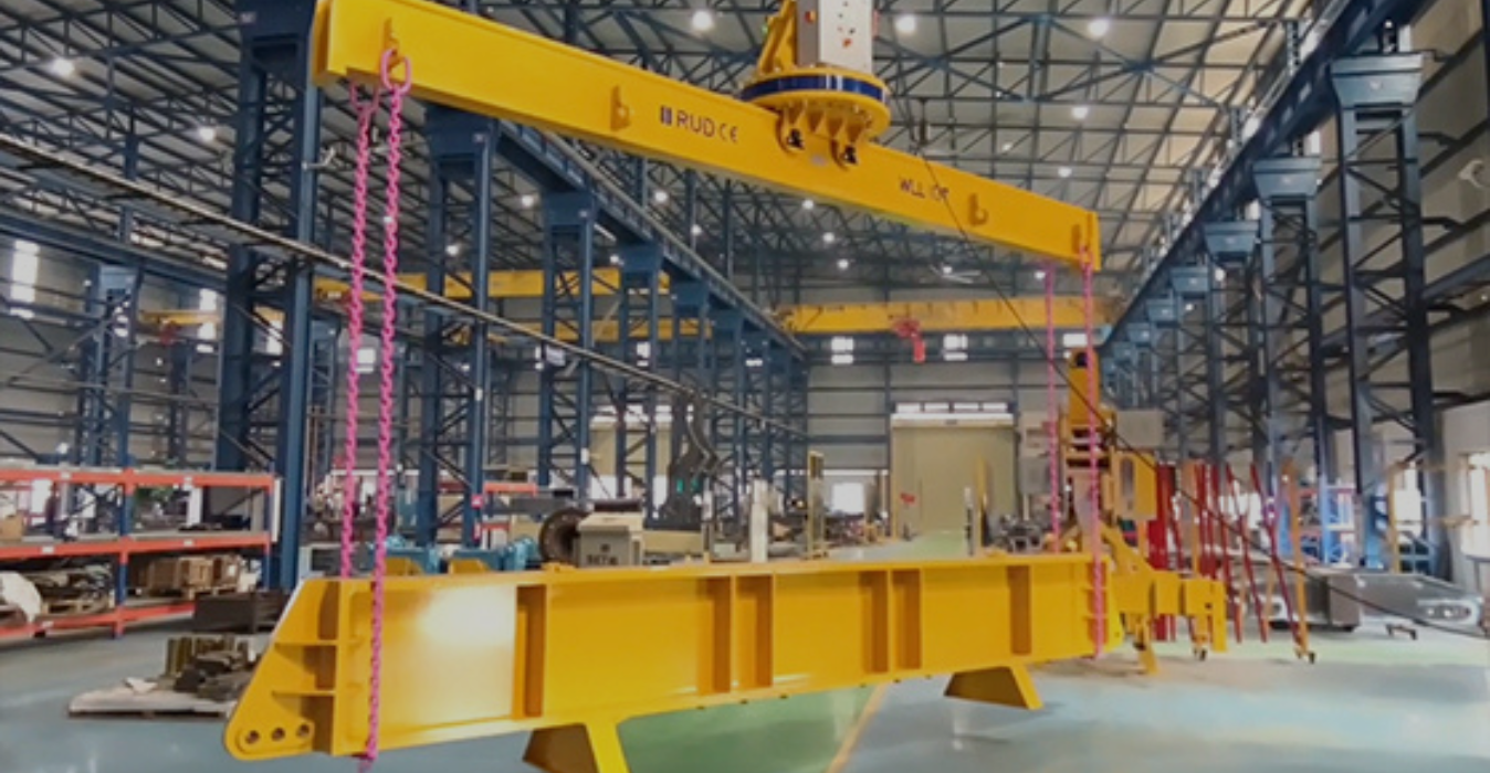 Motorized spreader Beam banner